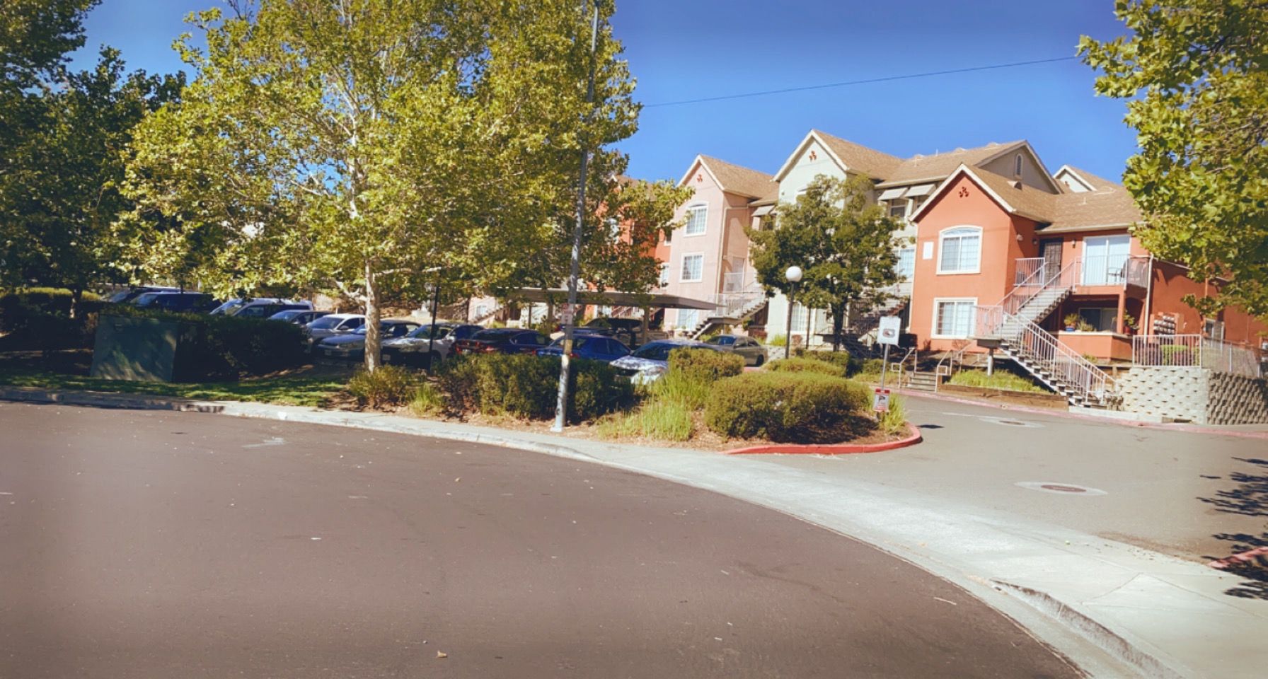 Lincoln Corner Apartments photo 3